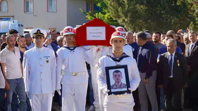 İzmir'de vefat eden Piyade Er Recep Demirci, Zonguldak'ta toprağa verildi