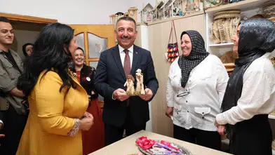 Vali Hacıbektaşoğlu kadın kooperatifi açılışına katıldı