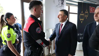 Zonguldak Polisevi’nde bayramlaşma töreni düzenlendi