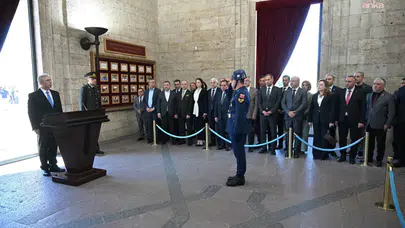 Mansur Yavaş, AK Parti'li rakibiyle uzlaşarak TKB başkanlığı koltuğunu korudu