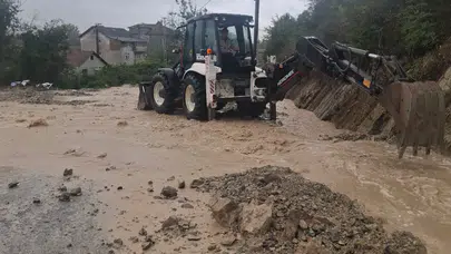 Ereğli'de 122, Kilimli'de 100 milimetre yağış: Valilikten zorunlu olmadıkça trafiğe çıkmayın uyarısı