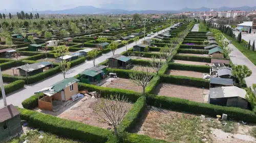 Tarım arazilerinde yıkım korkusu: Hobi bahçesi sahiplerinden 'acil' satış dalgası