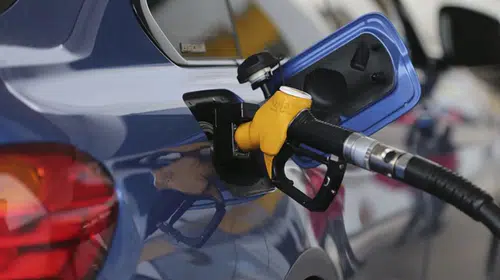 Akaryakıtta İndirim Beklentisi: Motorine 4 TL'yi Aşan İndirim Geliyor