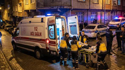 Oğluyla Tartışması Kanlı Bitti: Göğsünden Bıçakladılar