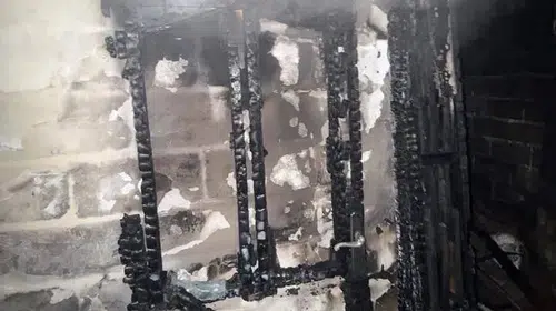 Kozlu'da korkutan yangın, bir ev küle döndü
