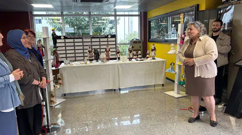 Sanatçı Perihan Uğurlu, 23 kitre ve bez bebeğini Maden Müzesi'nde sergiledi