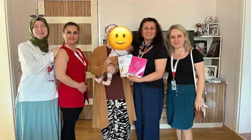 Gebelere ve lohusalara ev ziyaretiyle uzman desteği