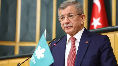Davutoğlu siyaseti bırakma kararı aldı, yeni think tank projesi yolda!