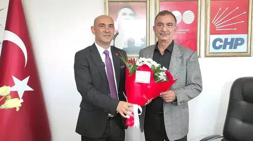 CHP'de karar açıklandı.. Devrim Dural ve Nazmi Özden görevden alındı!
