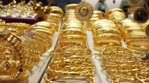 Altın fiyatlarında Powell sonrası hareketlilik: Gram altın 6 bin 500 lira bandını aştı
