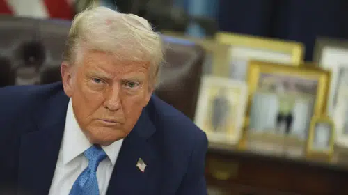 24 Demokrat Konge’de harekete geçti: Trump’ı azledelim