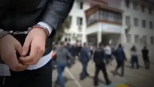 Torbalı okul saldırısı hazırlığı yapan 8 öğrenci gözaltına alındı