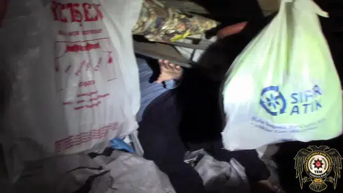 10 Yıldır Firardaydı: FETÖ Şüphelisi Çatı Katında Ele Geçirildi!