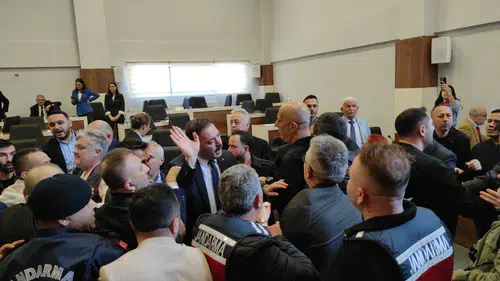 İl Genel Meclisi'nde İsim Karmaşası Tartışmalara Yol Açtı