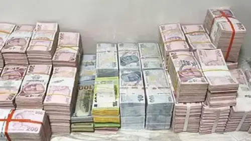 Yasa dışı bahis ve kara para aklama şebekesi 21 ilde çökertildi