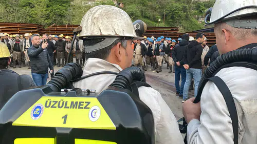 Zonguldak'ta Sabah 05:00'te Sirenler Çaldı: Yerin Yüzlerce Metre Altından O Halde Çıktılar!