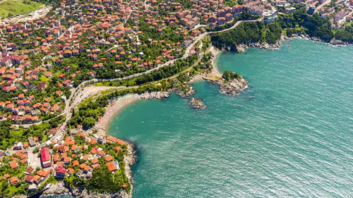 Zonguldak'ta İki Plaj Yeni Sezon Hazırlıkları Nedeniyle Geçici Olarak Kapatıldı