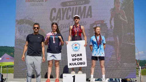 Çaycuma'daki sporcuların dostluk ve centilmenlik dolu mücadelesi ödüllerle taçlandı