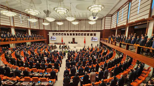Emeklilik Aylığına Dair Yasal Değişiklikler: Trafik Ücretleri ve ÖTV'ye Dair 10 Maddelik Torba Teklifin Ayrıntıları!