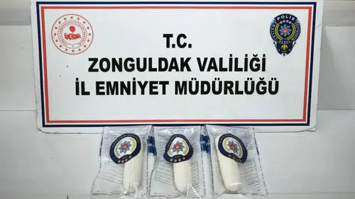 Zonguldak'ta iki narkotik operasyonunda 462 gram kokain ele geçirildi