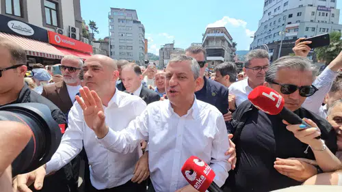 Özel Zonguldak'ta; "Siyasette marifet gemiyi limana çekmek değil, iktidara götürmektir"