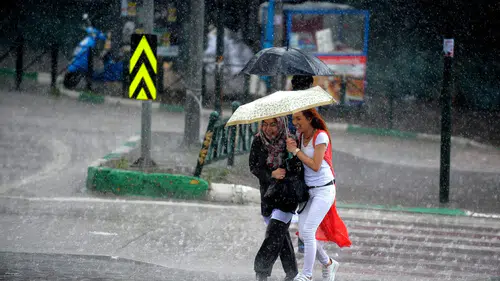 Meteoroloji'den Dört İlde Şiddetli Yağış Uyarısı!