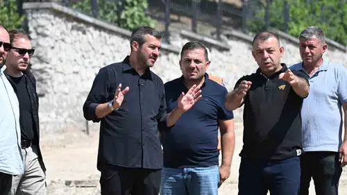 Belediye Başkanı Çetinkaya sahada incelemelerde bulundu
