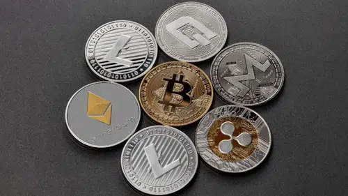 Kripto Piyasaları Dalgalı Seyirle Haftayı Tamamladı: Bitcoin 87 Bin Doları Görüp Geriledi