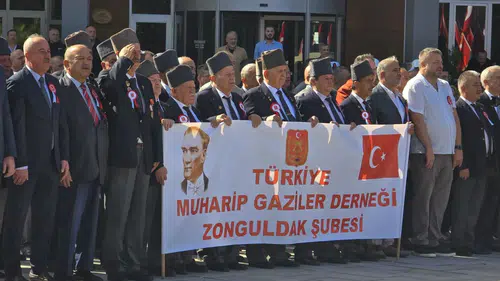 Gaziler Günü’nde Zonguldak’ta resmi tören düzenlendi