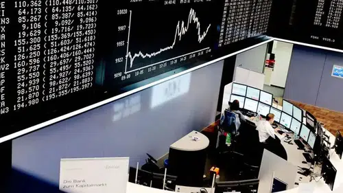 Ortadoğu çatışmaları Avrupa finans piyasalarını sarstı, petrol fiyatları yükseldi. Faiz artırımı bekleniyor.