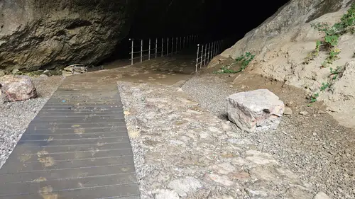Sağanak yağışın vurduğu Gökgöl Mağarası ziyarete kapatıldı