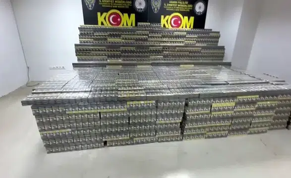50 bin paket kaçak sigara yakalattı, "Ucuza bulunca toplu satın aldım" dedi