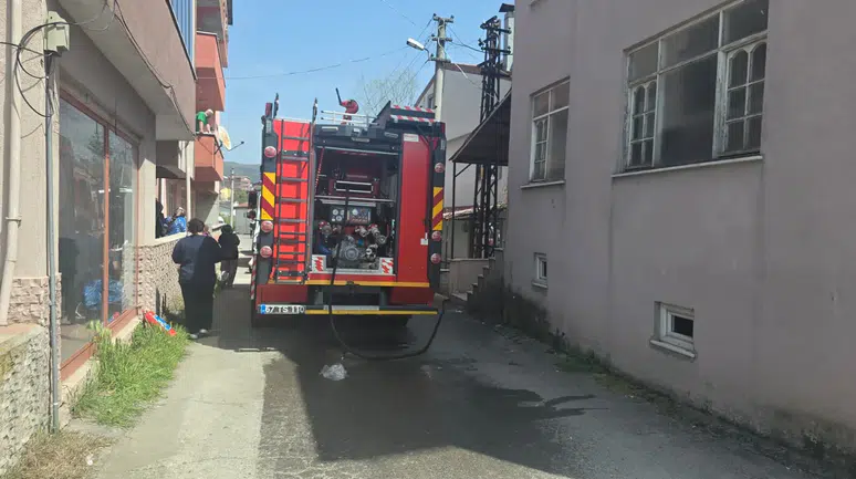 Ereğli'de korkutan şofben yangını: Anne ve engelli kızı hastanelik oldu