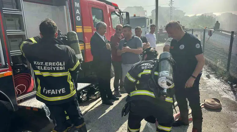 Alevler çatıyı sardı, korku dolu anlar yaşandı