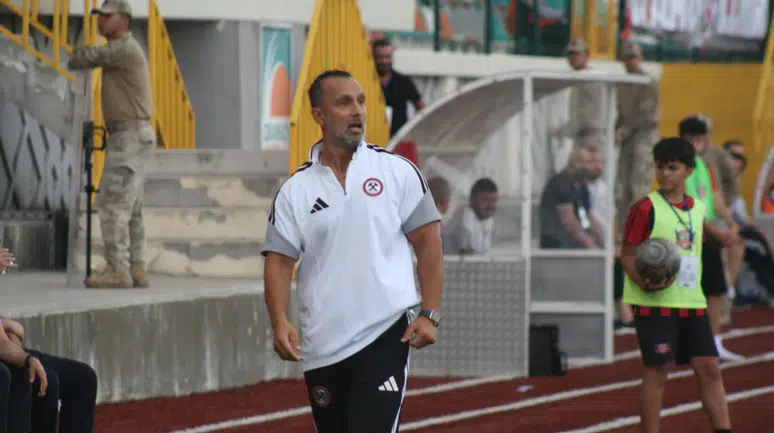 Zonguldakspor'da Barış Şeref istifa etti