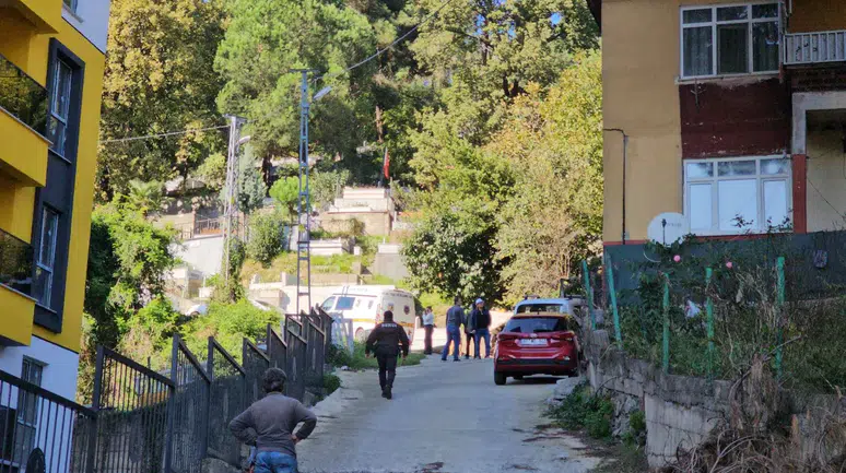 Zonguldak'ta emekli polis memuru mezarlıkta ölü bulundu
