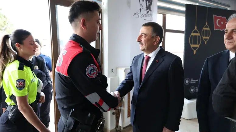Zonguldak Polisevi’nde bayramlaşma töreni düzenlendi