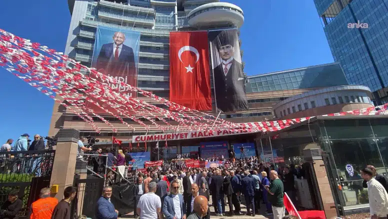Kılıçdaroğlu ve Özel'den Ankara'da ayrı bayramlaşma programları