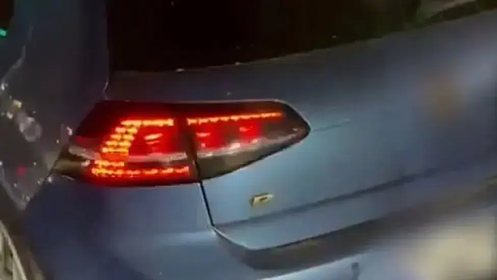 Vatandaşın İhbarıyla Abartı Egzozlu Otomobil Trafikten Men Edildi