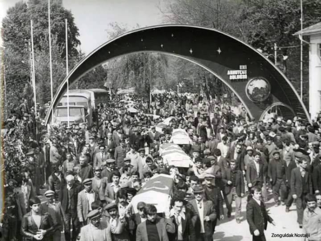 Kandilli'nin kara günü; 103 madenciden geriye 42 yıllık acının fotoğrafı kaldı