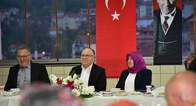 Huzurevinde iftarda buluştular