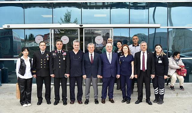 Vali Vekili Subaşı ve protokol üyelerinden bayram ziyaretleri