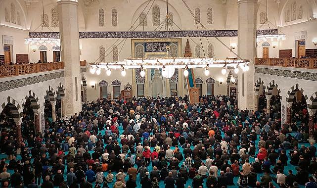 Zonguldak'ta Kadir Gecesi dualarla idrak edildi