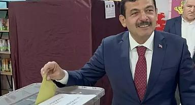 AK Parti Zonguldak 1. Sıra Milletvekili adayı Muammer Avcı oyunu kullandı