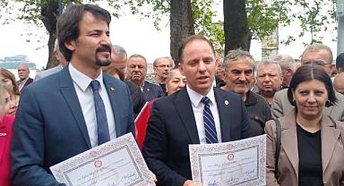 CHP Milletvekilleri mazbata aldı