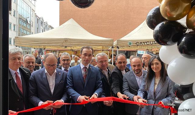 Diş Hekimi A.Tuba Güven'in kliniği görkemli şekilde açıldı