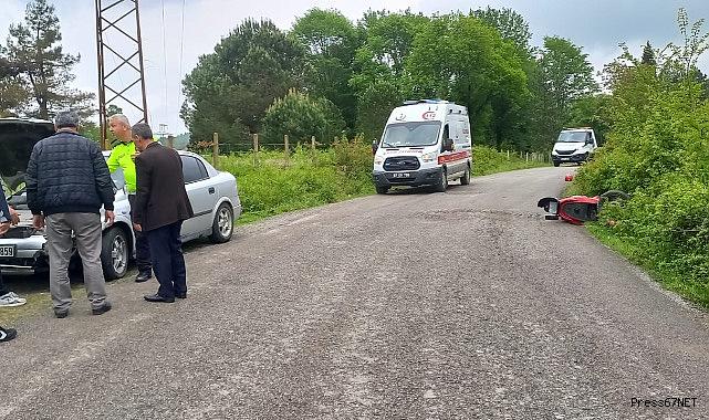 Motosiklet ile otomobil kafa kafaya çarpıştı..Sürücü ağır yaralandı