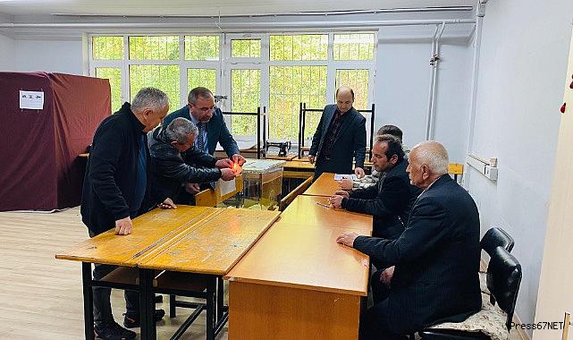 Sandıklar kapandı oy sayımı başladı