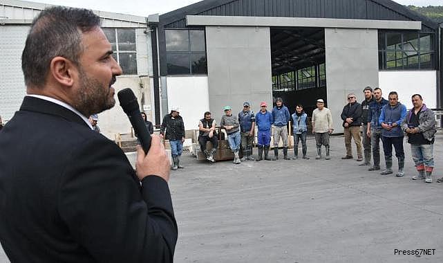 Tıskaoğlu, mermer fabrikasında emekçilerle buluştu