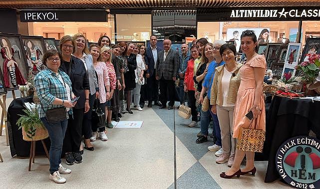 Bu sergide atık malzemeler yeniden hayat buldu